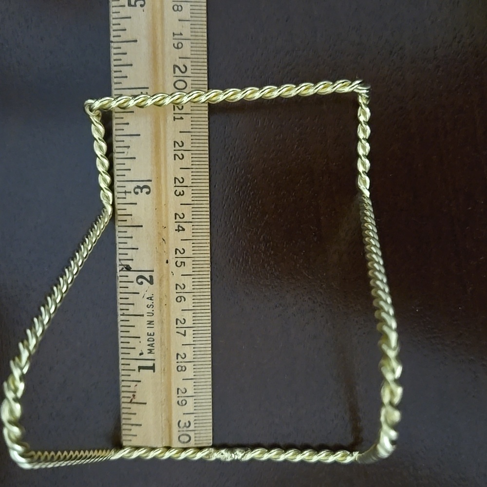 Gold Twisted Wire Display Stand - Picture 6 of 7